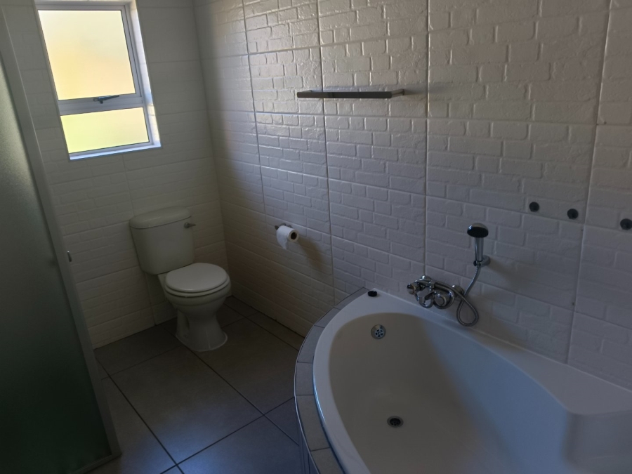 3 Bedroom Property for Sale in Riebeeckstad Free State